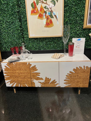 Console by Iannone Design