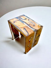 Load image into Gallery viewer, Resin Wood nesting tables